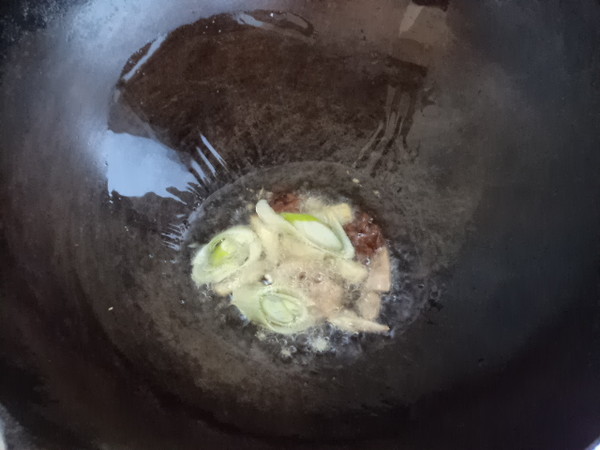 丸子烩白菜的做法步骤:3