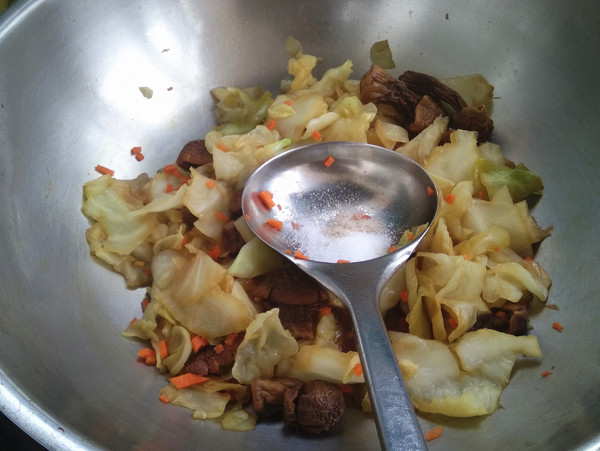 松茸烧圆白菜的做法步骤:9
