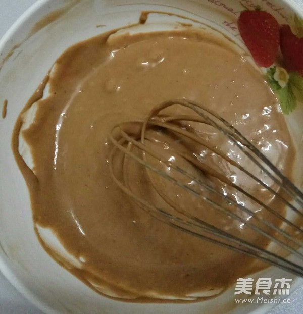 咖啡戚风蛋糕的做法步骤:3