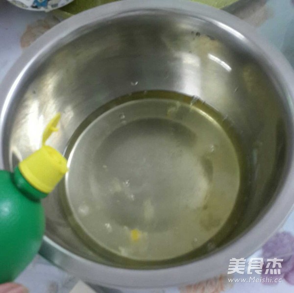 咖啡戚风蛋糕的做法步骤:4