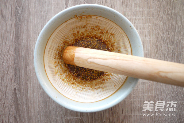 鱼竹轮鸡腿便当的做法步骤:3