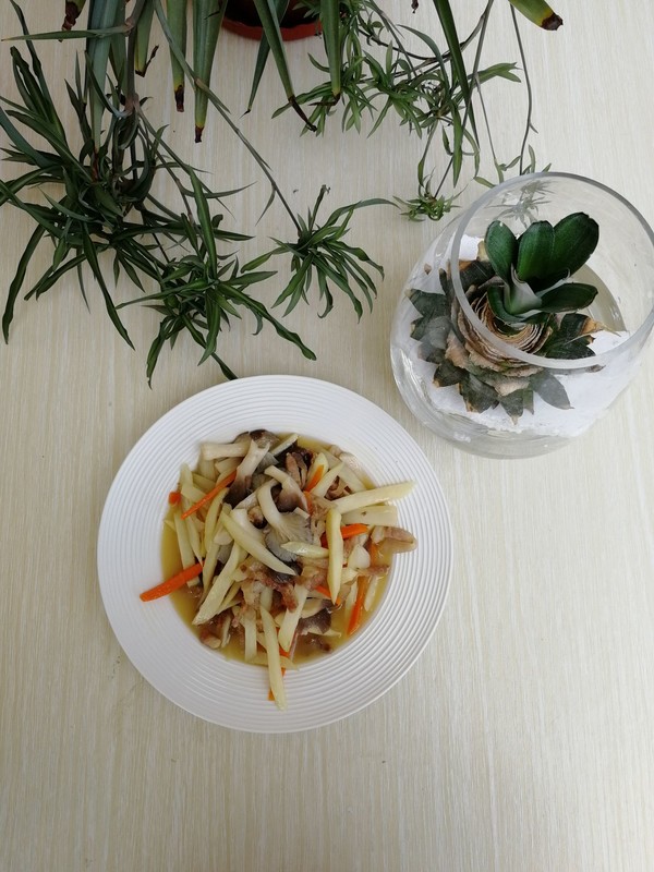 茭白蘑菇炒肉丝的做法步骤:12