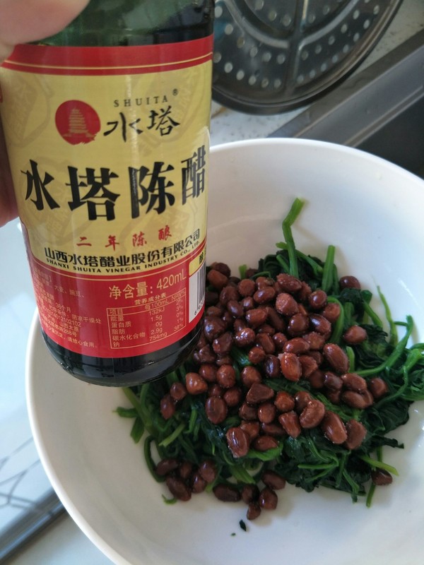 陈醋菠菜花生米的做法步骤：4