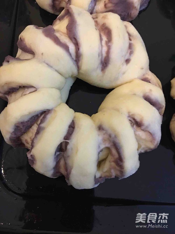 红豆沙面包卷的做法步骤:11