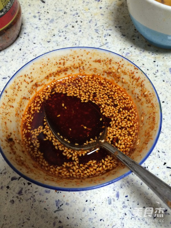 凉拌蕨根粉的做法步骤:6