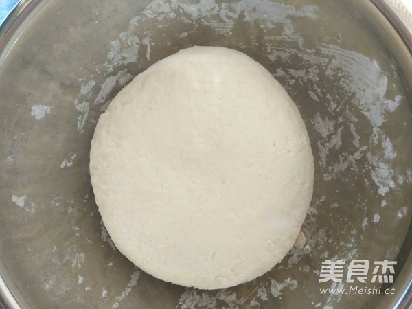 手工发面馒头的做法步骤：5