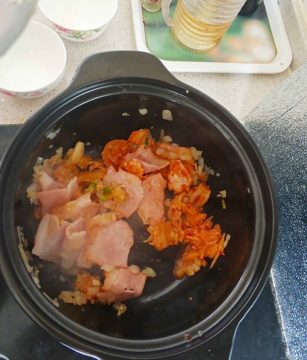 随心所欲的辣白菜豆腐汤的做法步骤:3