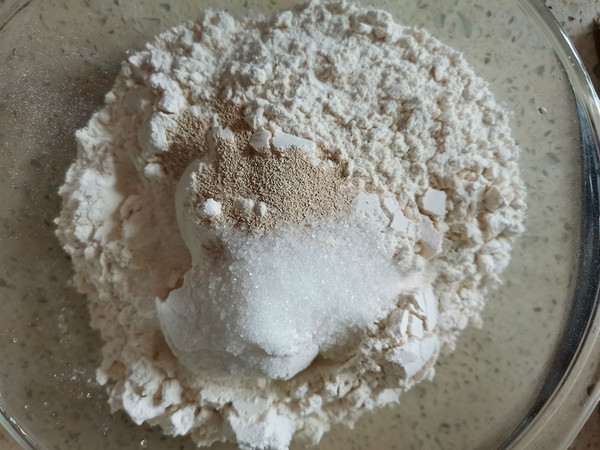 大肉包的做法步骤:2