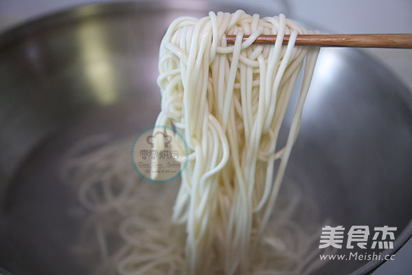 贵州豆豉辣酱风味酱拌面的做法步骤：18