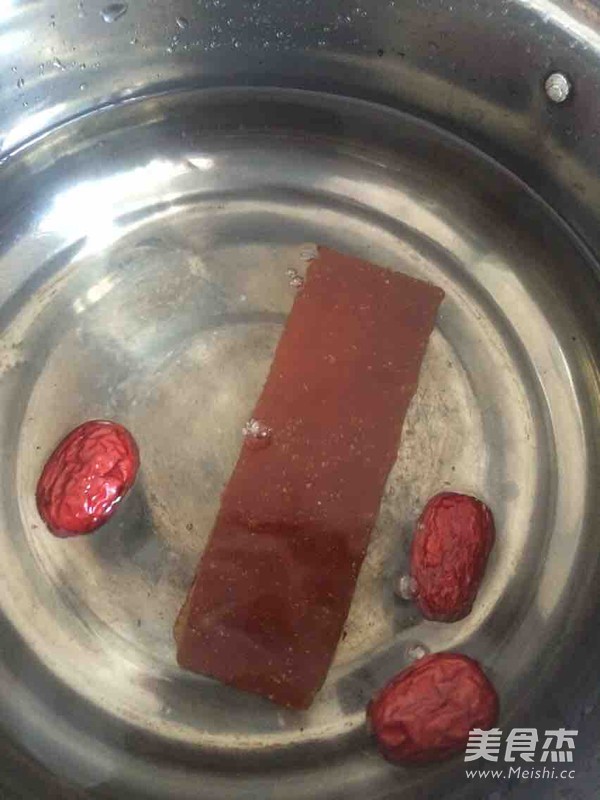 红枣红糖鸡蛋汤的做法步骤：3
