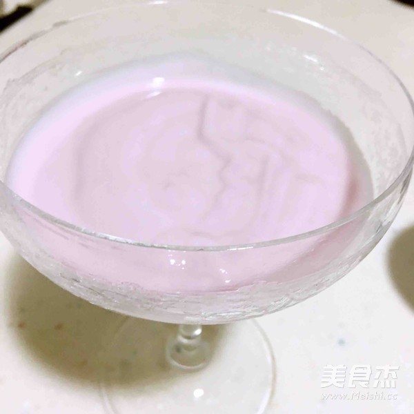 smoothies雪顶（纯酸奶）的做法步骤：1