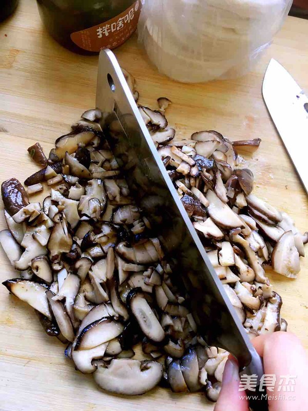 八宝素馅煎饺的做法步骤:2