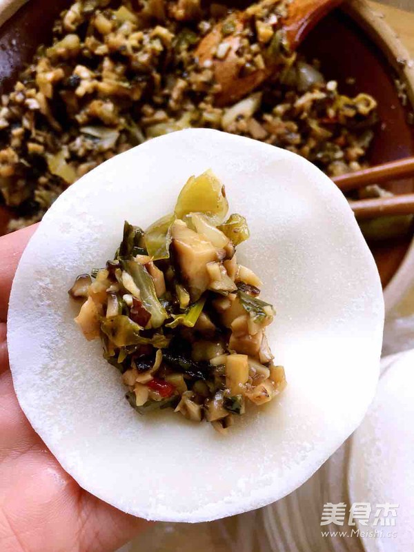八宝素馅煎饺的做法步骤:6