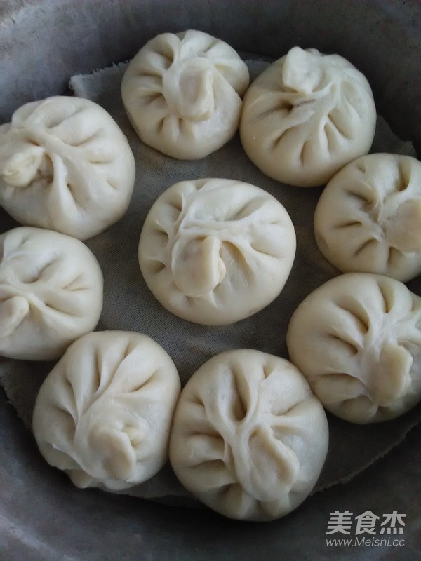 灰灰菜肉包子的做法步骤:15