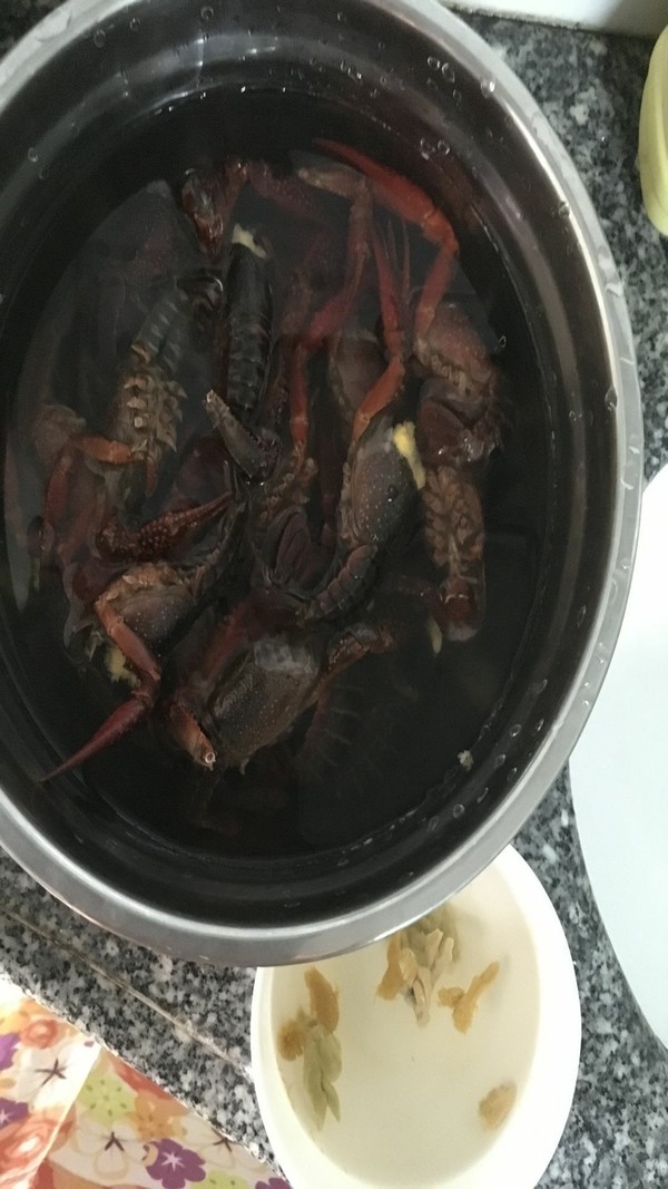 麻辣小龙虾的做法步骤:5