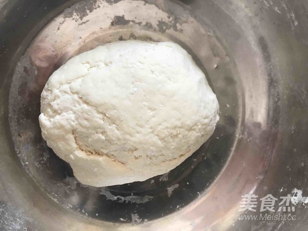 槐花猪肉包的做法步骤:3