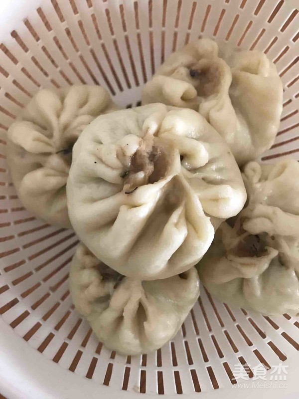 槐花猪肉包的做法步骤:11