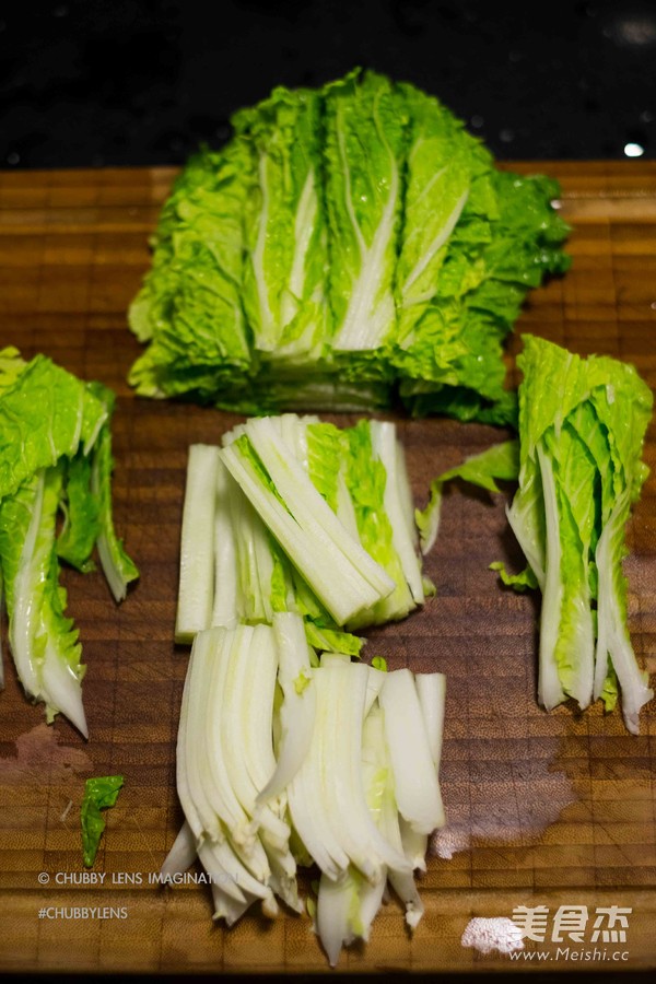 虾皮炒大白菜的做法步骤:7