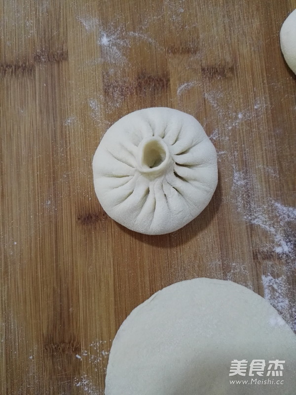 南瓜粉条包子的做法步骤:11
