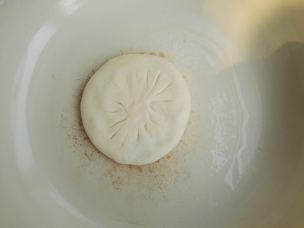 白菜猪肉馅饼的做法步骤:11