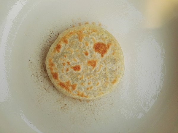 白菜猪肉馅饼的做法步骤:12