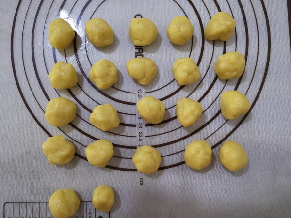 黑芝麻小麻花的做法步骤:7