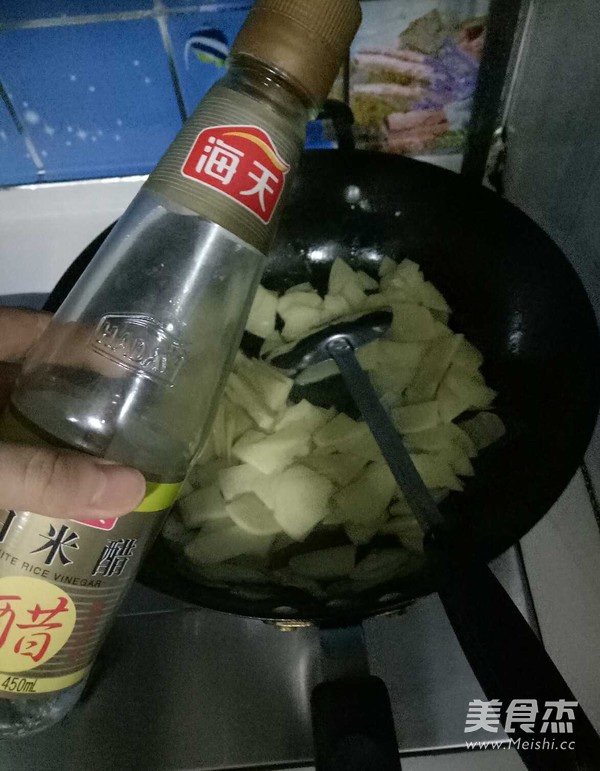 辣白菜炒土豆片的做法步骤：5