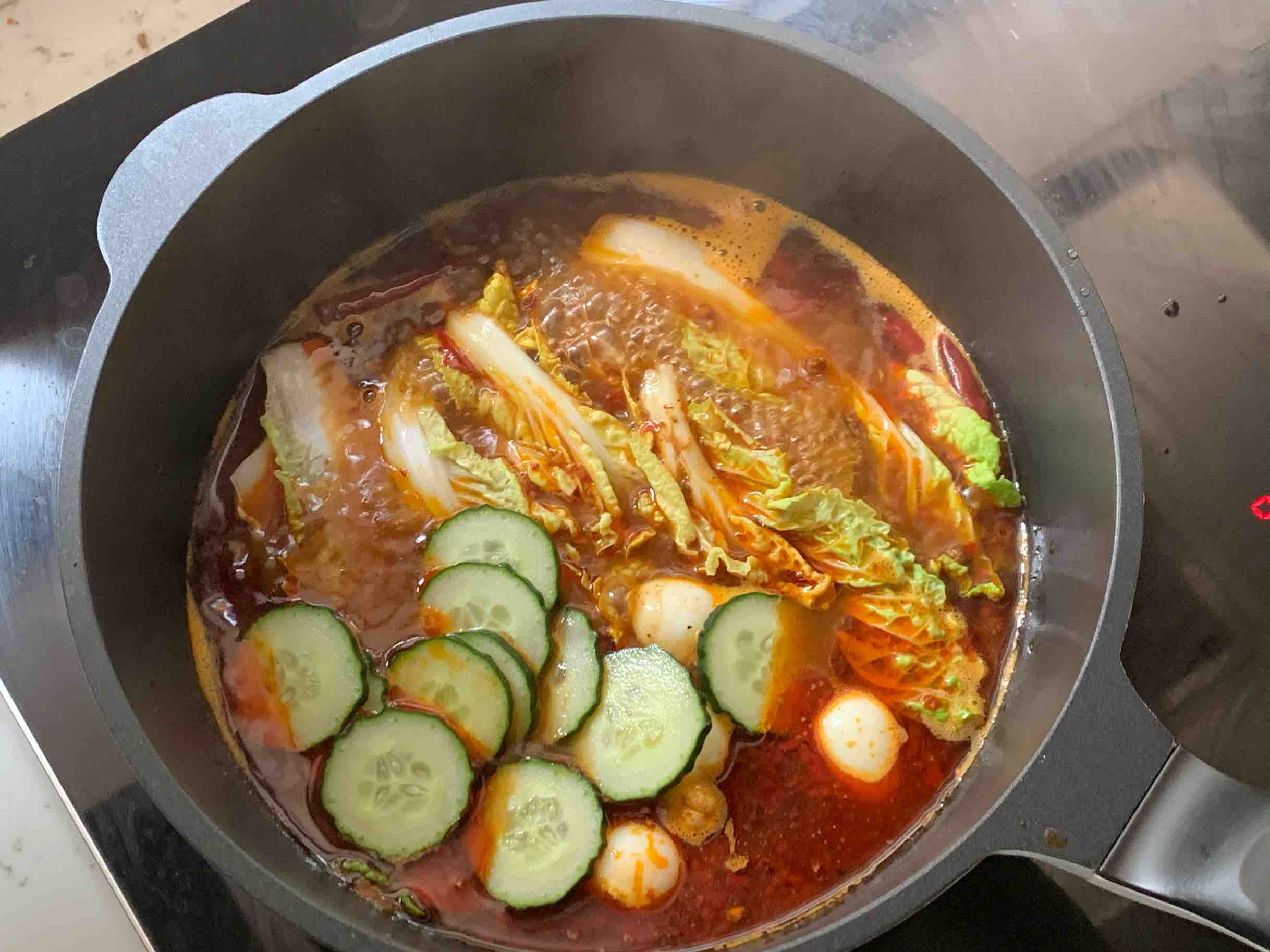 重庆火锅米线的做法步骤:2