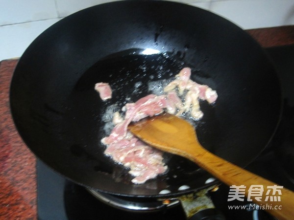 胡萝卜丝炒洋葱的做法步骤:4