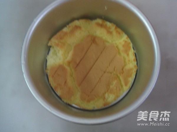 6寸芒果慕斯蛋糕的做法步骤:8