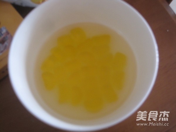6寸芒果慕斯蛋糕的做法步骤:12