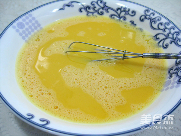 小葱炒鸡蛋的做法步骤:3