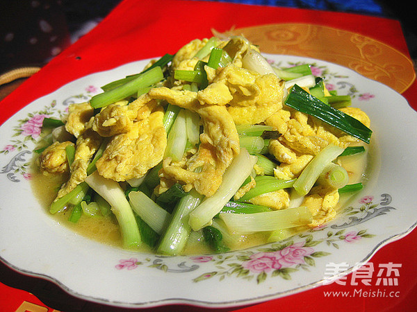 小葱炒鸡蛋的做法步骤:7