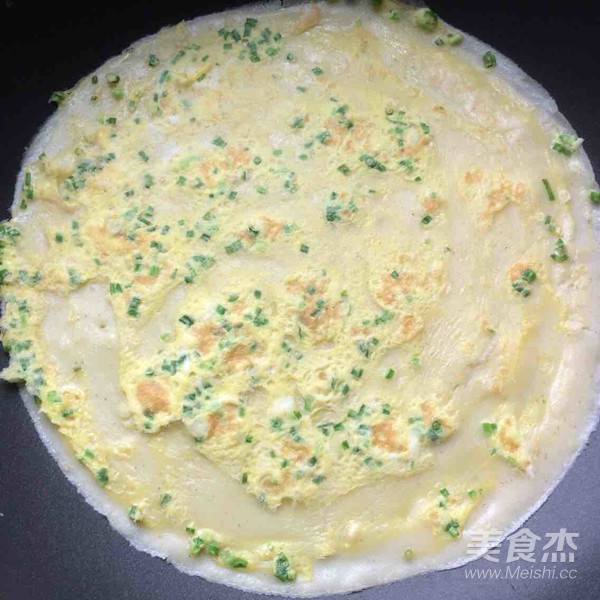 葱香鸡蛋卷饼的做法步骤:7