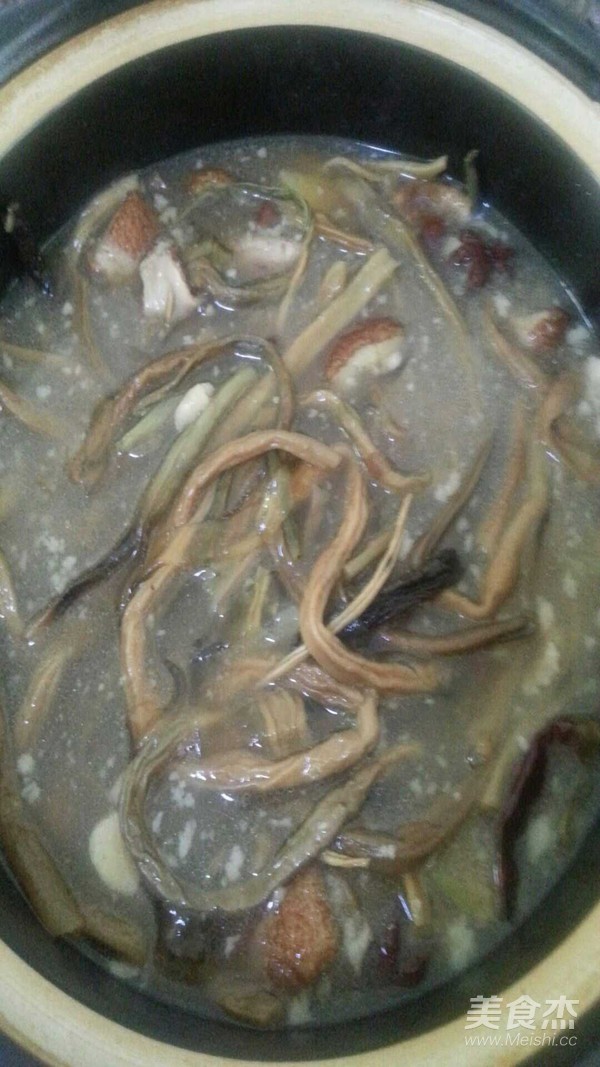 红烧肉炖干豆角的做法步骤：8