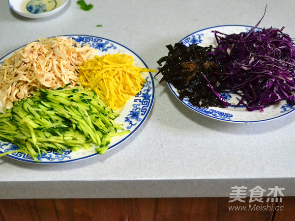 盛夏中的清凉味道—鸡丝凉面的做法步骤：7