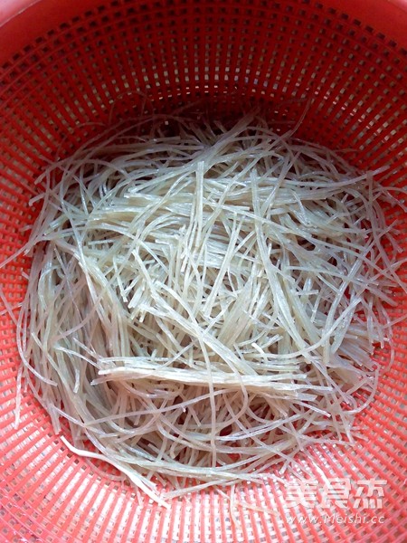 蚂蚁上树的做法步骤：2