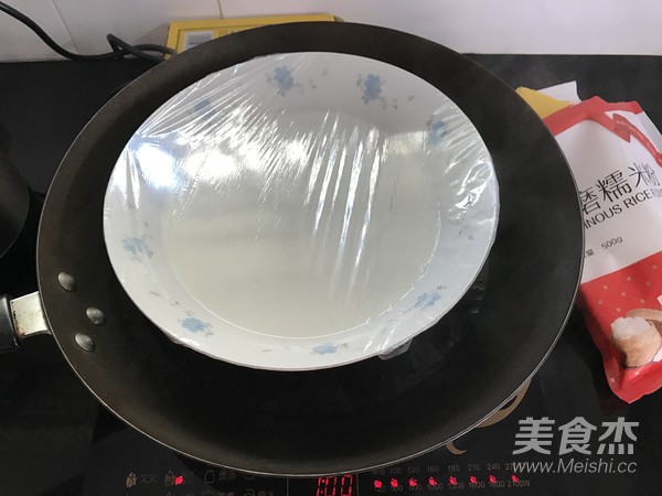 奥利奥芒果雪媚娘的做法步骤:3