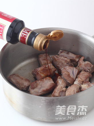 蜜汁小排的做法步骤:3