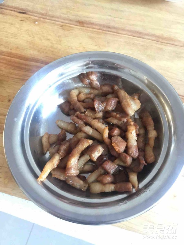 东北炖豆角的做法步骤：1