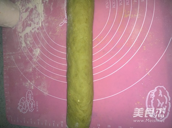 抹茶粉版翡翠白菜饺子的做法步骤:7