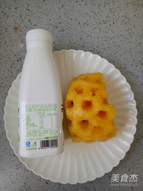 菠萝酸奶冰糕的做法步骤：1