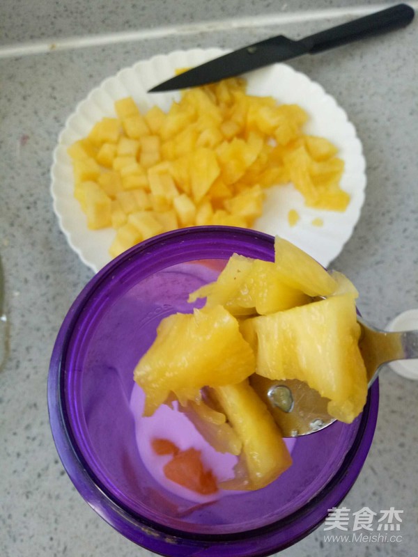 菠萝酸奶冰糕的做法步骤:4