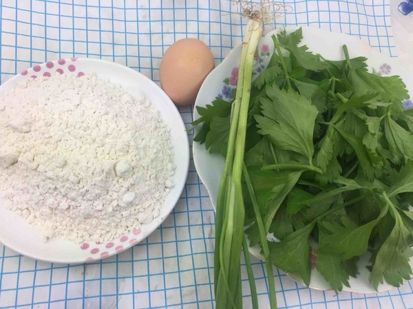 芹菜叶鸡蛋小麦粉饼的做法步骤：1
