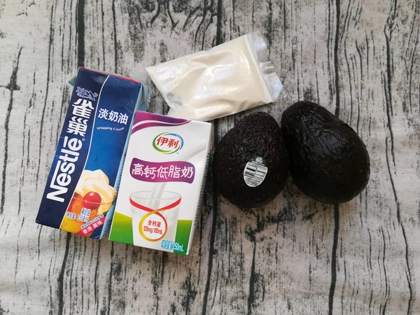 牛油果慕斯盒的做法步骤：1