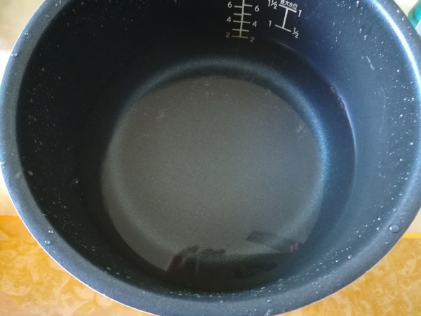 莲子绿豆汤的做法步骤：3