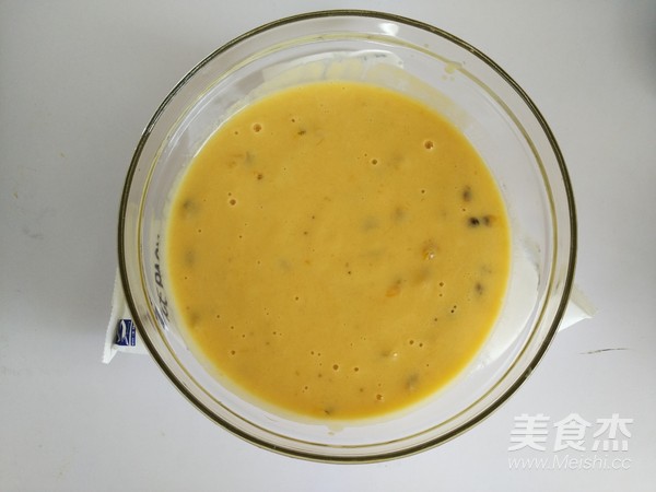 热带水果牛奶冰淇淋的做法步骤:8