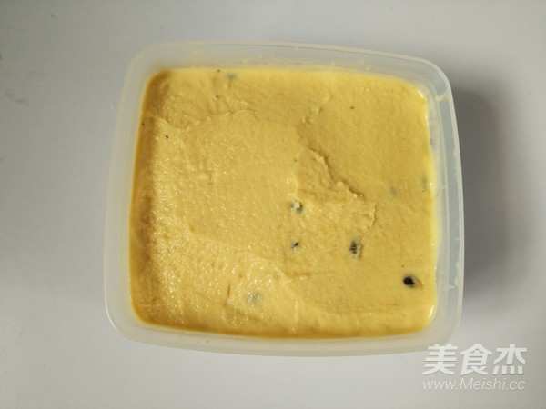 热带水果牛奶冰淇淋的做法步骤:11