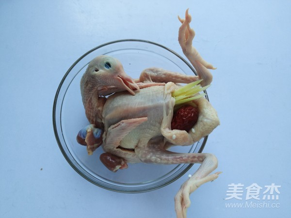内有乾坤(猪肚乳鸽汤)的做法步骤:6