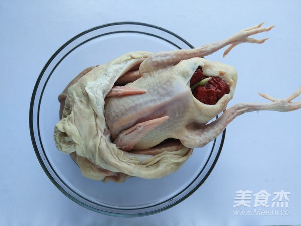 内有乾坤(猪肚乳鸽汤)的做法步骤:7